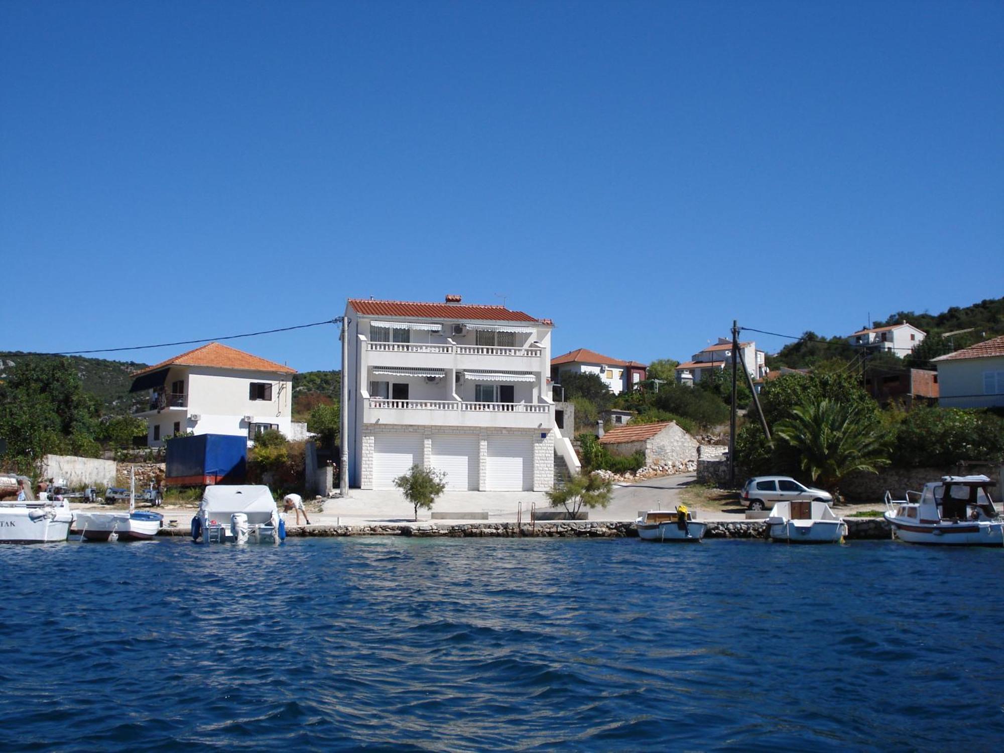 Apartments Mirko Vinišće المظهر الخارجي الصورة